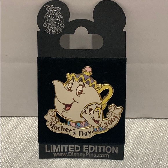 Disney Jewelry - Mother's Day 2001 Mrs. Potts & Chip Beauty & the Beast HTF Disney Pin 5019